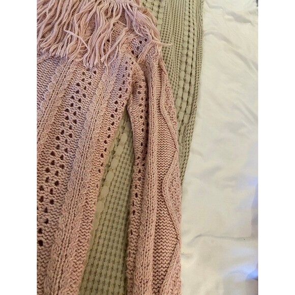 Soft  Chunky Knit Pale  Pink Cowl Neck Sweater Size Medium - Picture 5 of 7